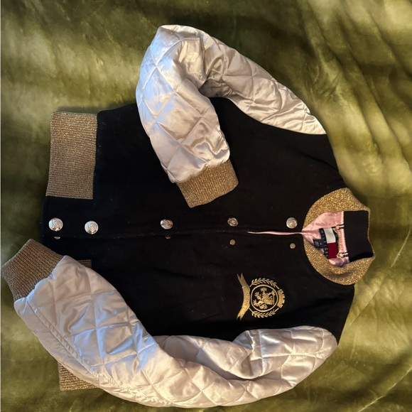 250$ drop Tommy Hilfiger gold glitter Varsity S - Picture 6 of 10